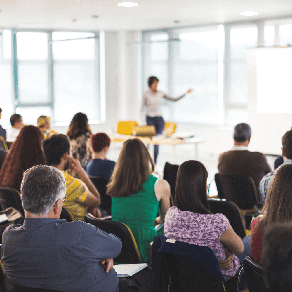 Hélène BERTHIER coach en préparation mentale & formatrice RPS, gestion des émotions, stress, anxiété, anxiété sociale, confiance en soi, hypersensible, peur, angoisse, burn out, surcharge travail, mal être, épuisement professionnel, démotivaton travail, prévenir les risques psychosociaux, prévention des RPS, accompagner les collaborateurs en souffrance, équipes multigénérationnelles, Egalité femme homme, Prévention des addictions en milieu professionnel, Harcèlement moral, violence verbale, Prévenir harcèlement, violences au Travail, violences intrafamiliales, Limoges, Haute-Vienne, Limousin, Nouvelle Aquitaine, France, à distance, en présentiel, en entreprise, France, STOP AGRESSIONS, prevention contre les violences