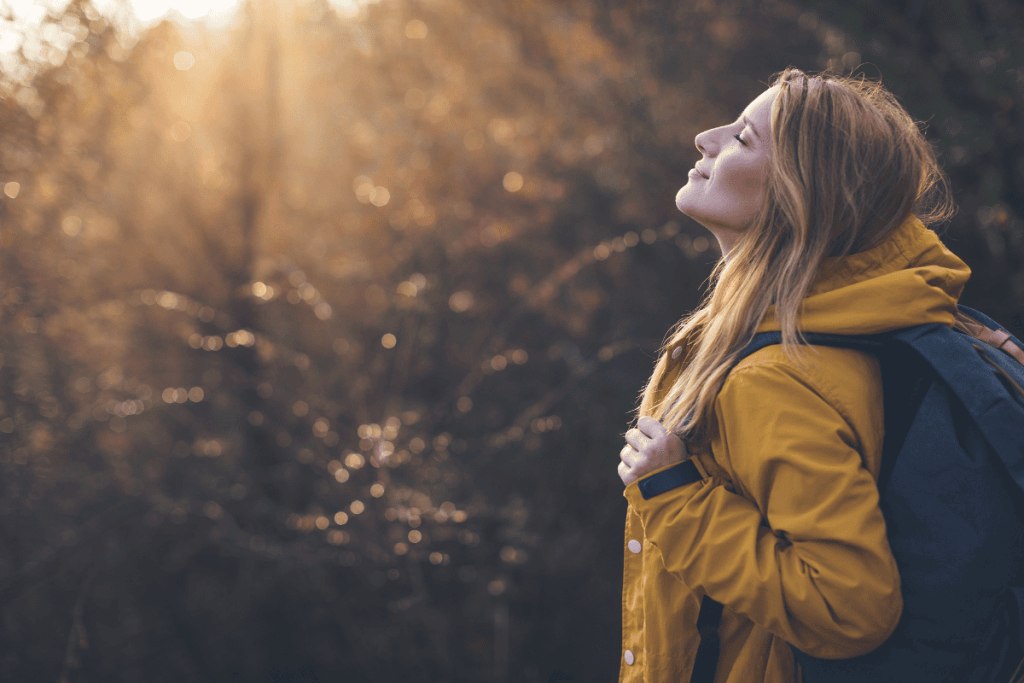 Hélène BERTHIER coach en préparation mentale et formatrice RPS, programme SERENITE, conçu pour vous aider à retrouver une confiance solide, à surmonter le stress, l’anxiété et la peur du regard des autres, gestion des émotions, gestion des conflits, stress, anxiété, anxiété sociale, deuil, traumatisme, risques psychosociaux en entreprise, Limoges, Haute-Vienne, Limousin, Nouvelle Aquitaine, à distance, en présentiel, en entreprise, France